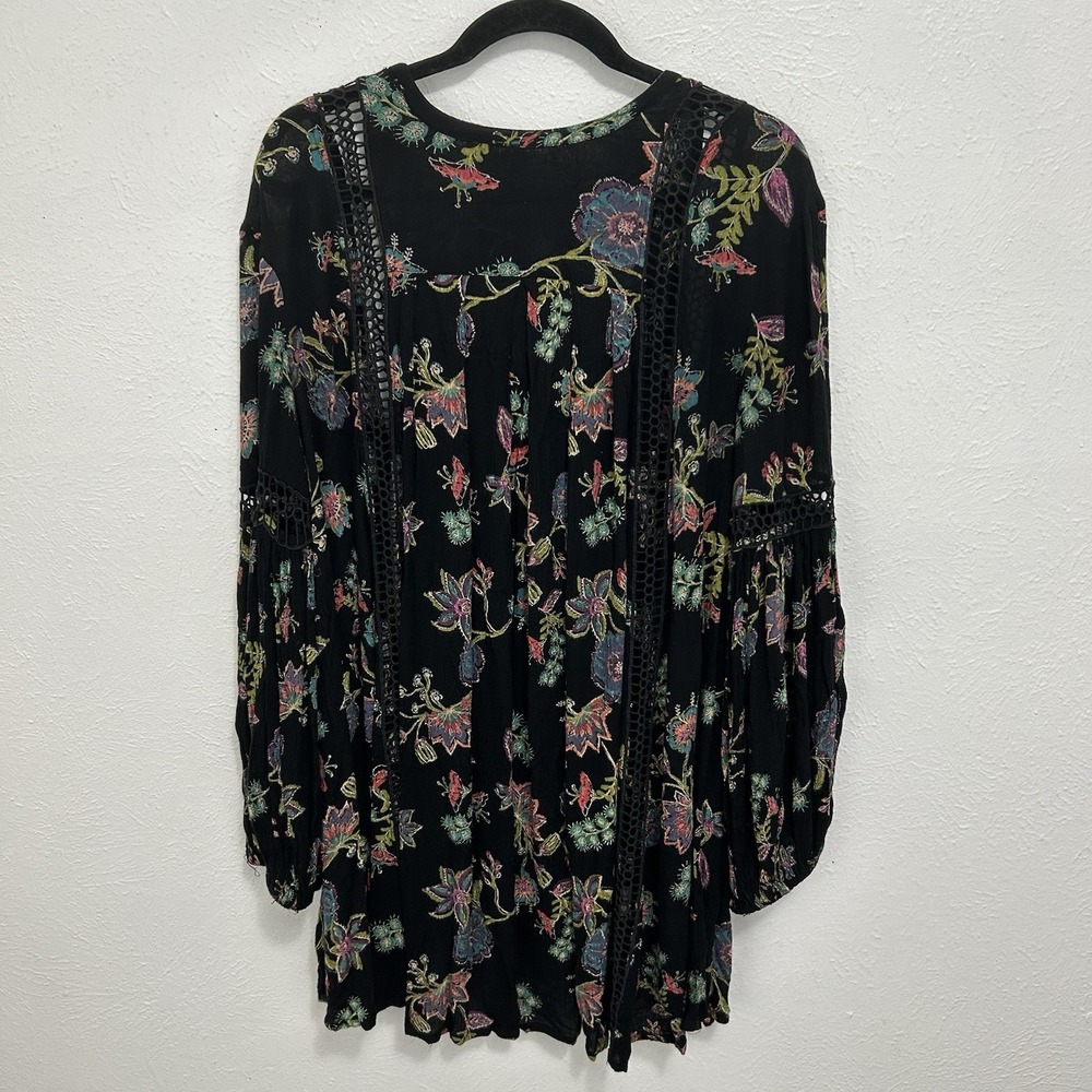 Free People Boho Crochet Lace Black Dark Floral Tunic Top M Fairy Grunge Relaxed - Picture 6 of 9